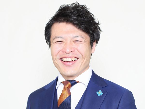 代表取締役社長 井上敬嗣 様